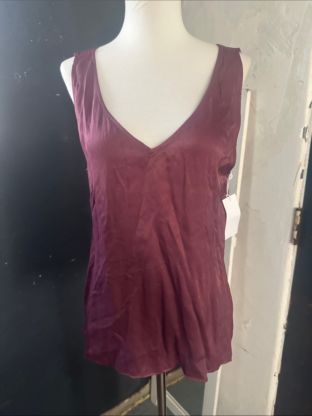 Nordstrom V-Neck Satin Camisole in Burgundy Small NWT